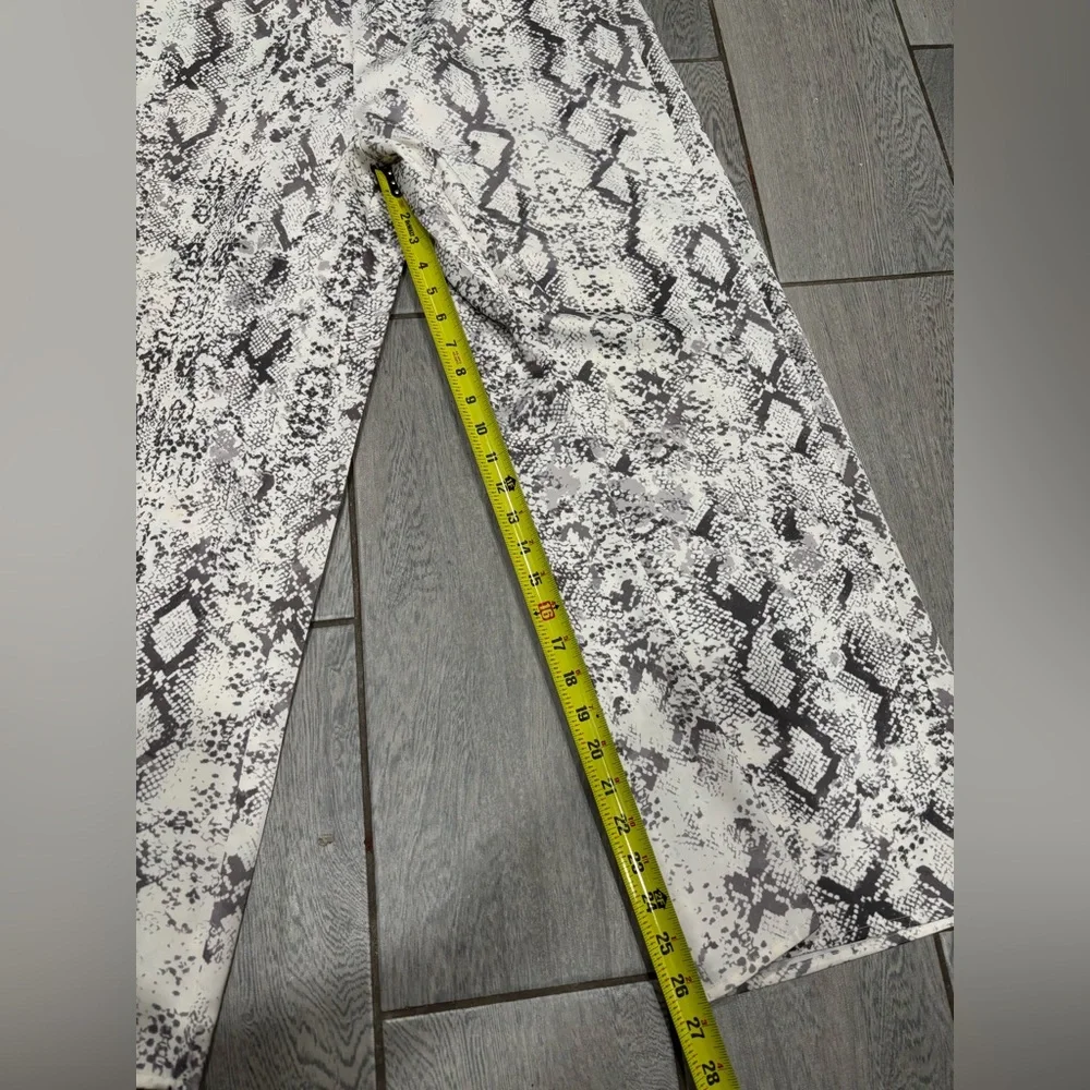 Gianni Bini Palazzo Casual Pants Snake Print Size Medium - Picture 4 of 5